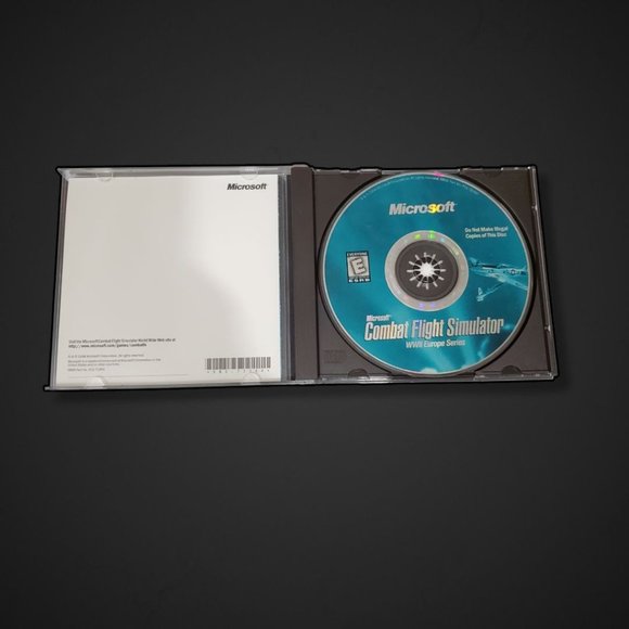 Microsoft Combat Flight Simulator WWII Europe Big Box PC Game Retro - Picture 7 of 7